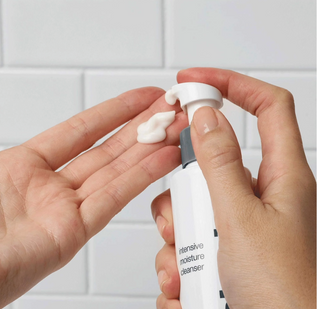 Intensive Moisture Cleanser